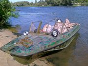 Продается срочно моторная лодка казанка 5М. Полный тюнинг.