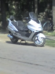  продам макси скутер в отличнейшем состоянии