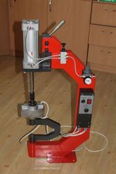 Вулканизатор универсальный электропневматический для шин и камер