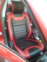 Обивка салона автомобиля