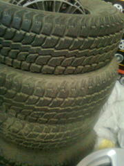 Магазин б/у автошин на Подоле реализует шины различных радиусов.