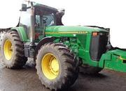 Продаем колесный трактор JOHN DEERE 8400,  2000 г.в.