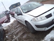 Запчасти Renault разборка Renault шрот запчастини автозапчастини