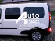 Задний салон,  левое окно,  длинная база на автомобиль Renault Kangoo
