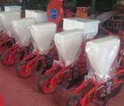 Универсальная пневматическая сеялка точного веса супн 6-м навесная