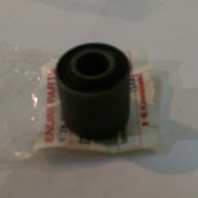 Верхний сайлентблок амортизатора  Kawasaki ZZR GPZ. 