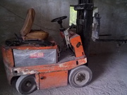 Электропогрузчик балканкар 1т.