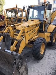 Продаем экскаватор-погрузчик KOMATSU WB 93R,  0, 38 м3,  1999 г.в.