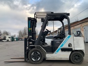 Газ-бензиновий навантажувач TCM (Nissan),  напрацювання 5045 мотогодин