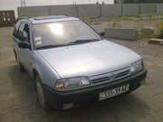 Автомобиль Ниссан Премьер